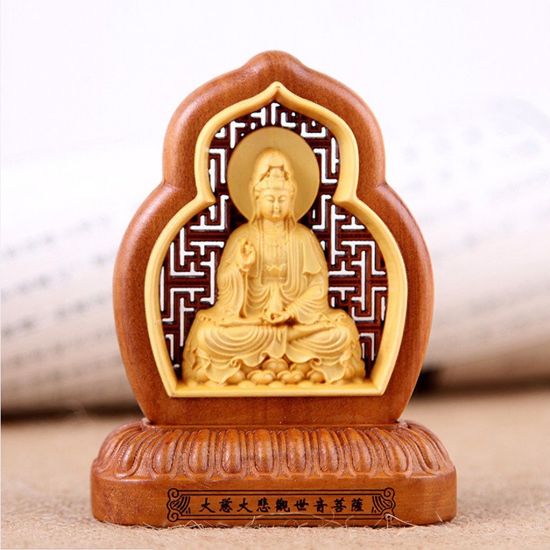 để tượng gỗ gì trên xe ô tô