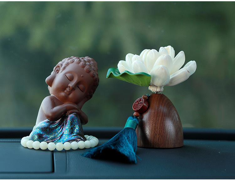 tuong phat ben dai sen de oto