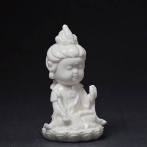 Tượng Quan Âm Bồ Tát để trên ot