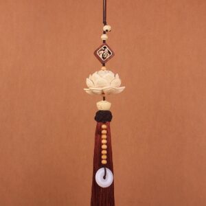 Khánh treo xe ô tô hoa sen may mắn