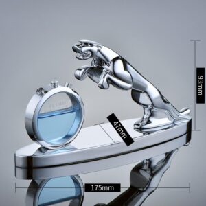 Tượng con báo để taplo oto độc đáo